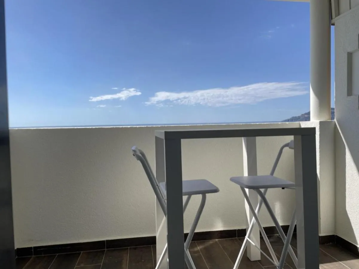 Studio Cabine Avec Terrasse, Piscine Et Parking Pres De La Plage Cannes La Bocca - Fr-1-609-74